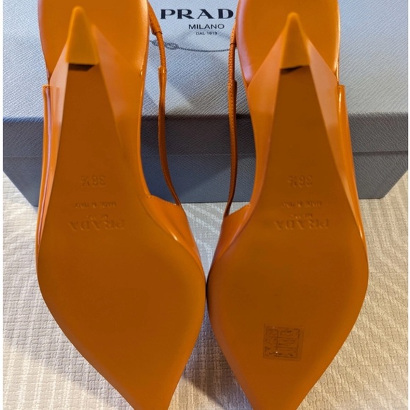 Orange Prada heels with unique heel shape - Picture 4 of 5
